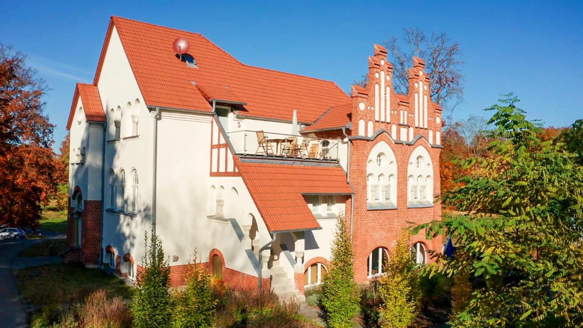 Parkresidenz Lychen, 4 Lychen